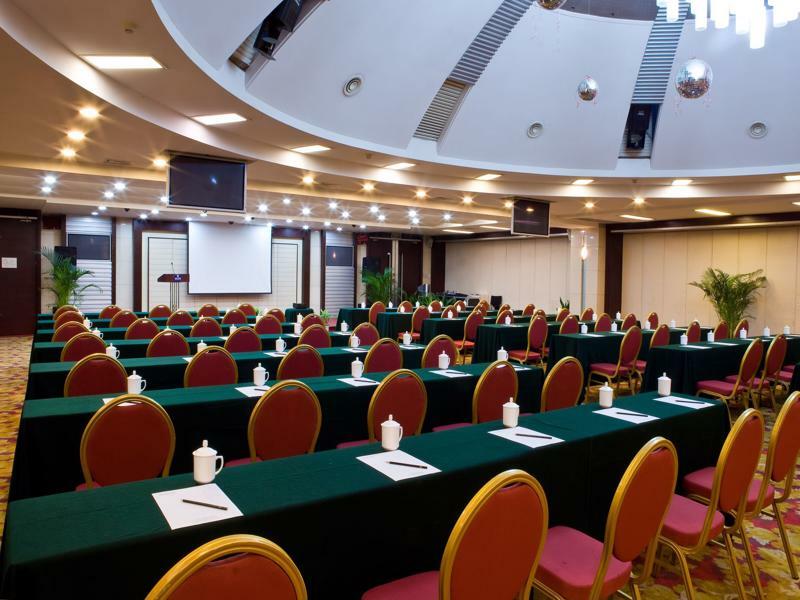 Hongyi Hotel Wuhan Buitenkant foto
